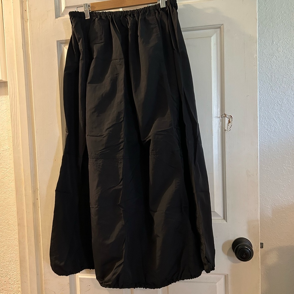 Zara Black Full A-Line Skirt
